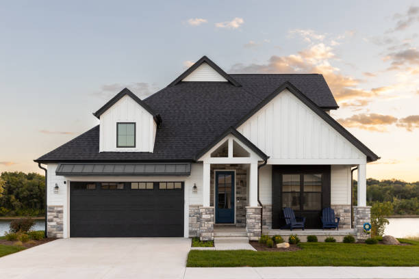 Best Roof Moss and Algae Removal  in Minden, NV